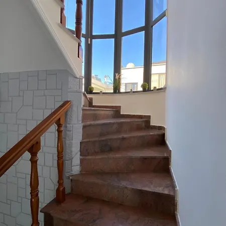 Twin's Homestay Durres